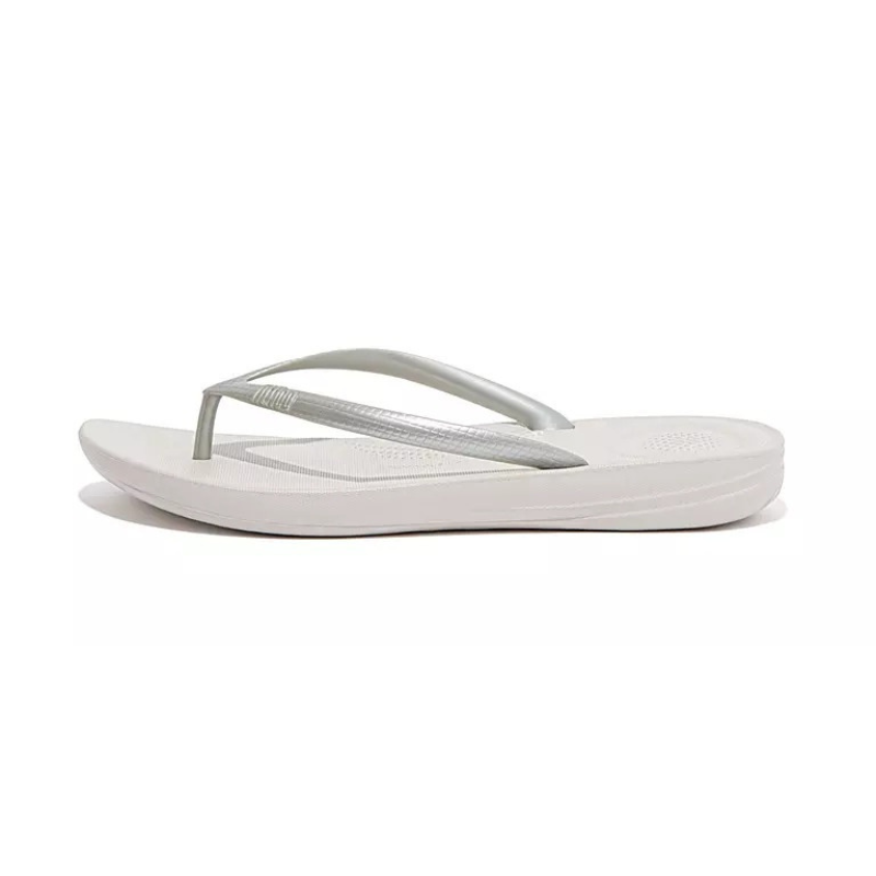 FITFLOP  IQushion Thongs - Silver