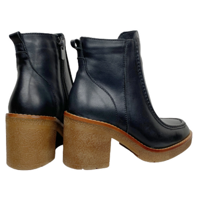 SALA Gem - Black Leather