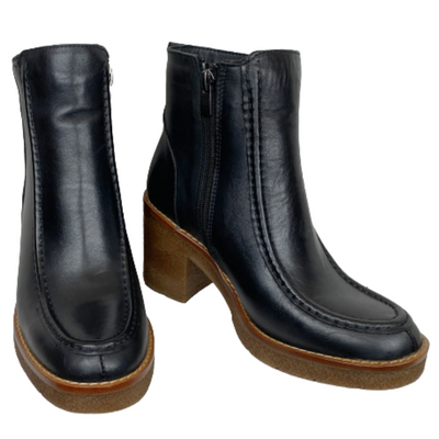SALA Gem - Black Leather