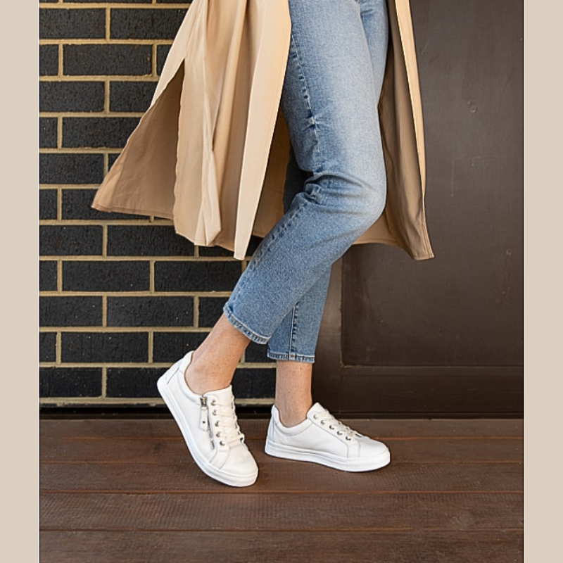 KLOUDS Cara Pebble - White