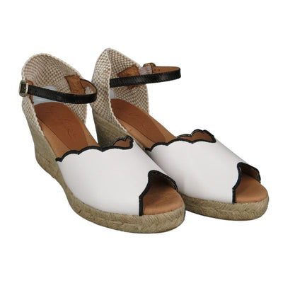 MARIA VICTORIA Mestizo - White/Black